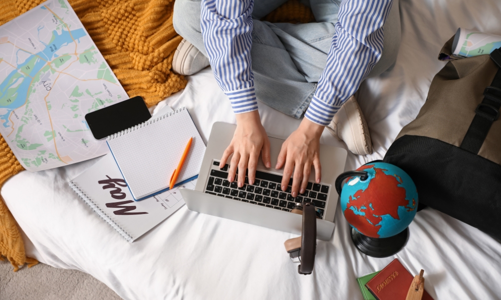 How to get a flight itinerary without paying?