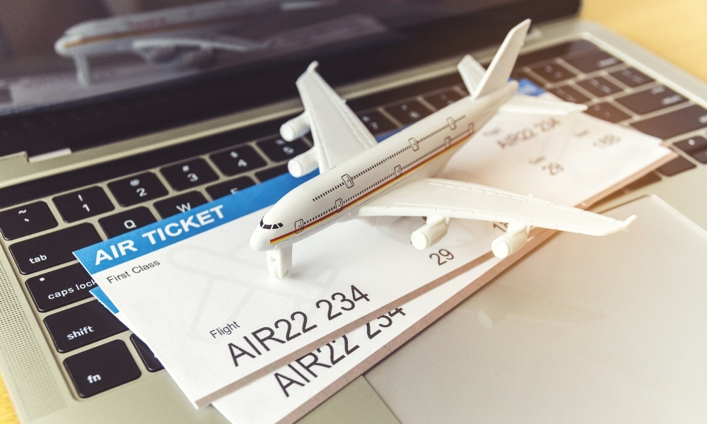 How to make use of a fake flight ticket