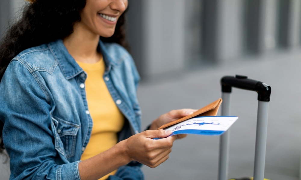 How to make use of a fake flight ticket