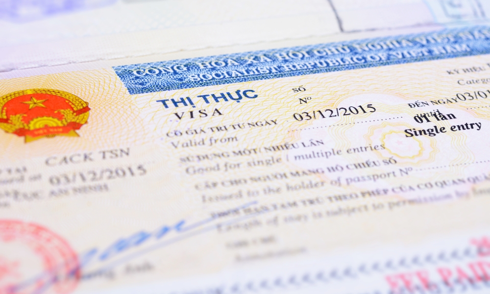 How to find cheap flights to Vietnam?