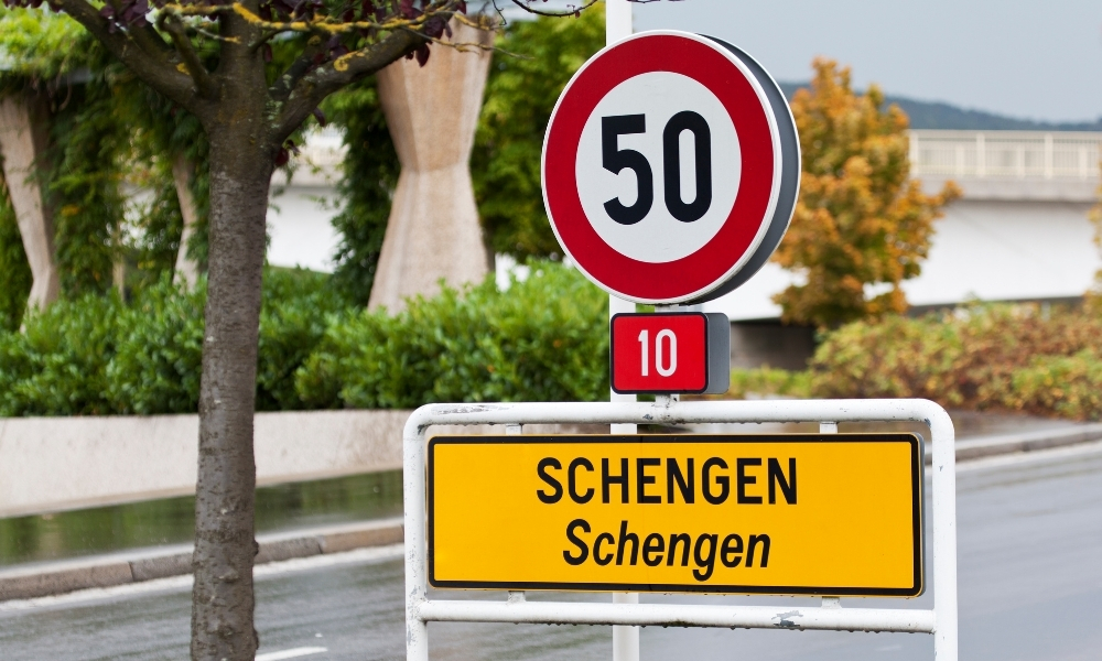 Dummy tickets for Schengen visa